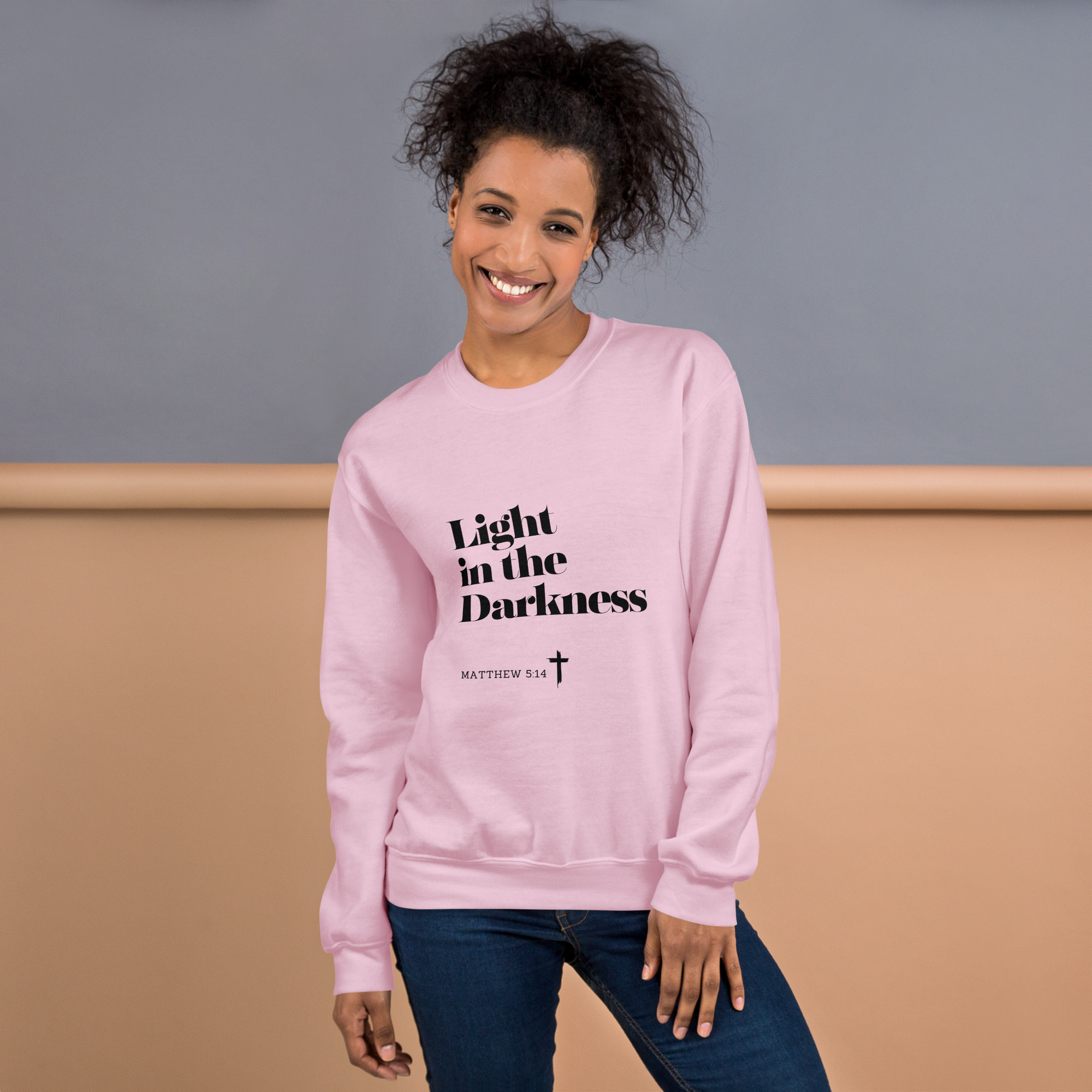 'Light in the Darkness' Slim Fit Unisex Sweatshirt - w/Scripture, Light Colours - Image 7